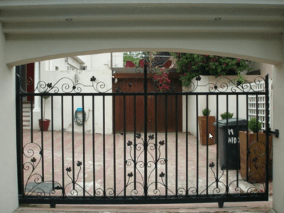 Kay's Automatic Gates - Remote Control Gate Installers